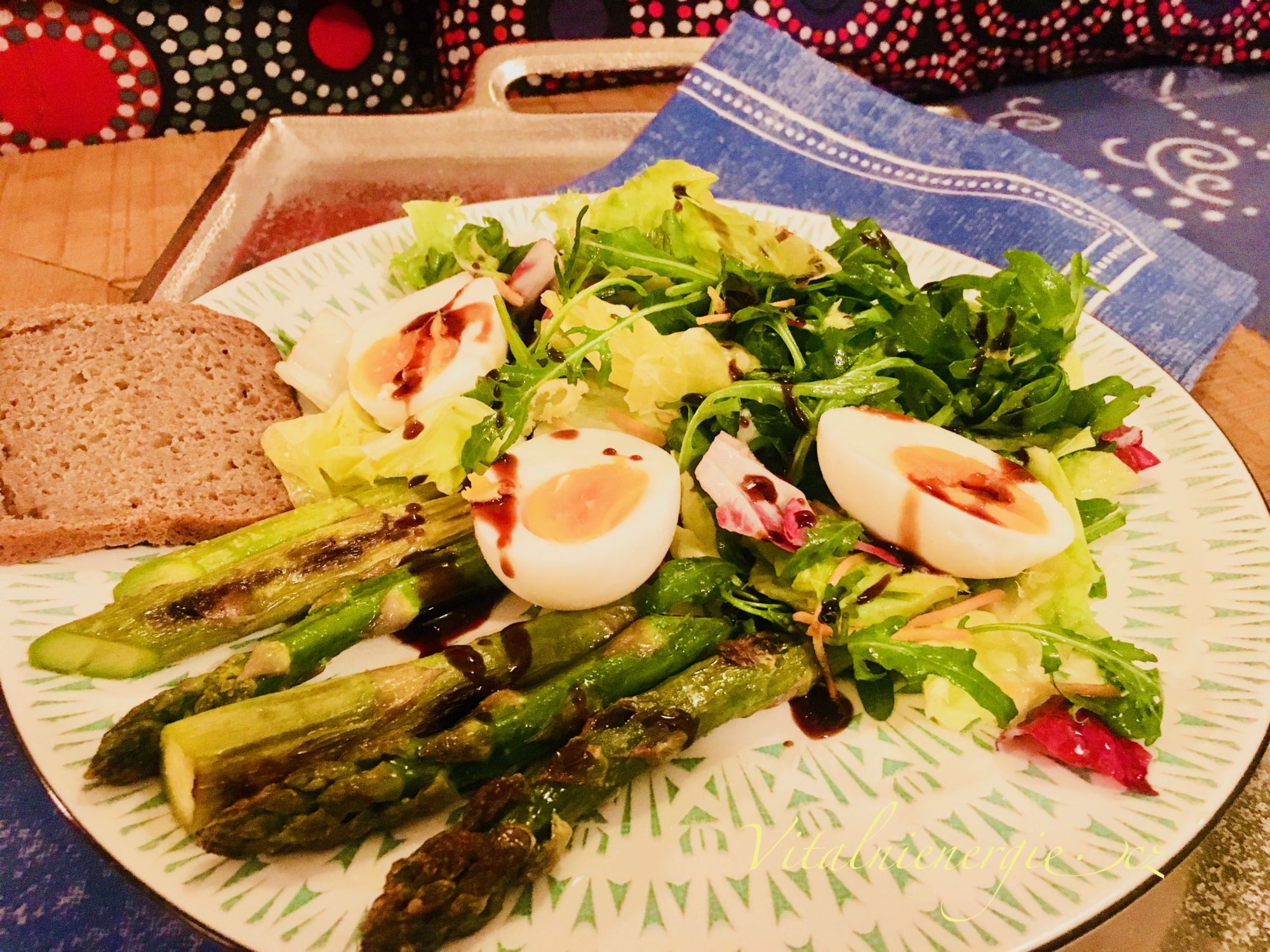 Jak zhubnout v menopauze - Chřestový salát s vejci